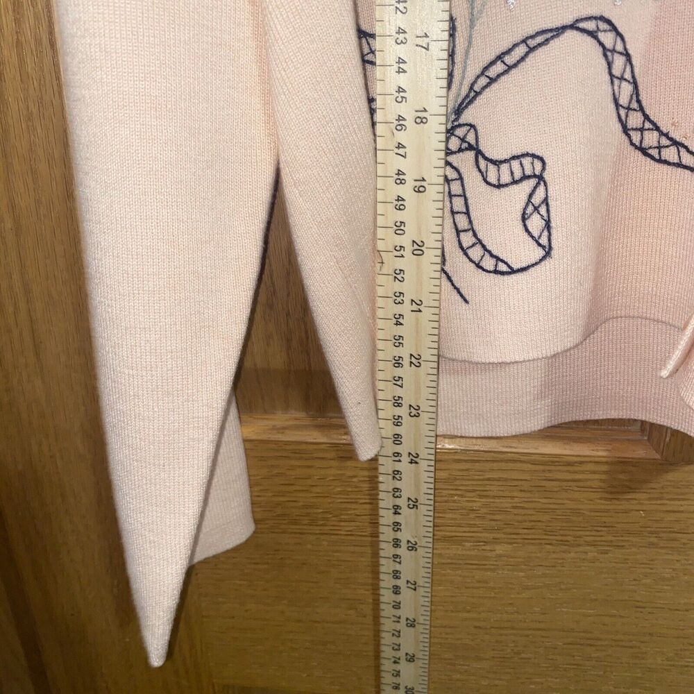 Vintage Koret Womens Cardigan Size Medium Pink Embroidered Floral Grandma V-Neck - Picture 6 of 10